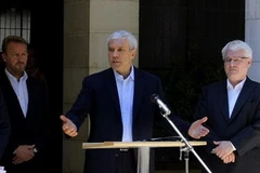 Tổng thống Serbia Boris Tadic (giữa), Tổng thống Croatia Ivo Josipovic (phải) và thành viên Hội đồng tổng thống Bosnia Bakir Izetbegovic. (Nguồn: Reuters)