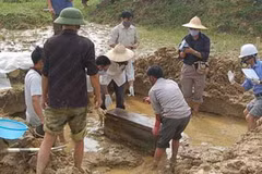 Khai quật mộ cổ. (Nguồn: cand.com.vn/)