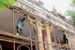 Bờ biển xã Hải Dương (thị xã Hương Trà, Thừa Thiên-Huế) sạt lở do bão. (Ảnh: Quốc Việt/TTXVN)