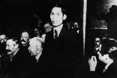 Nguyễn Ái Quốc tại Đại hội lần thứ XVIII của Đảng xã hội Pháp tại Tua. (Nguồn: Internet)