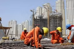 Người lao động làm việc tại Trung Đông. (Nguồn: AFP)