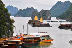 Vịnh Hạ Long. (Ảnh: Trọng Đạt/TTXVN)