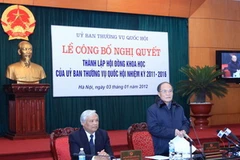 Chủ tịch Quốc hội Nguyễn Sinh Hùng phát biểu tại buổi lễ. (Ảnh: Nhan Sáng/TTXVN)