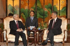 Thủ tướng Chính phủ, Tổng Thư ký Đảng Hành động Nhân dân Singapore Lý Hiển Long hội đàm với Tổng Bí thư Nguyễn Phú Trọng . (Ảnh: Trí Dũng/TTXVN)