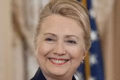 Ngoại trưởng Mỹ Hillary Clinton tại lễ kỷ niệm lần thứ 20 các vấn đề đối ngoại ở Washington, DC., ngày 28/11. (Nguồn: AFP/TTXVN)