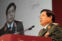 Bộ trưởng Quốc phòng Việt Nam phát biểu tại Đối thoại Shangri-la 10). (Nguồn: AFP/TTXVN)