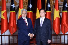 Thủ tướng Nguyễn Tấn Dũng và Thủ tướng nước Cộng hòa Dân chủ Timor-Leste Kay Rala Xanana Gusmão trước cuộc hội đàm. (Ảnh: Đức Tám/TTXVN)