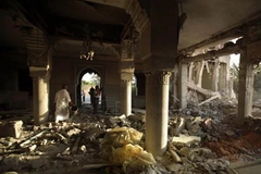 Cảnh tàn phá tại trang trại của ông Gaddafi ở Tripoli, ngày 28/8. (Nguồn: AFP/TTXVN)