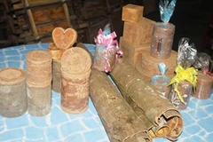 Sản phẩm thủ công mỹ nghệ làm từ vỏ quế. (Nguồn: Vtvdanang.vn)