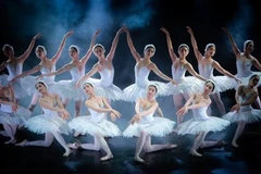 Vở ballet kinh điển của thế giới “Hồ thiên nga” sẽ được các nghệ sỹ Việt trình diễn trên sân khấu Nhà hát Lớn Hà Nội. (Ảnh: VNOB)