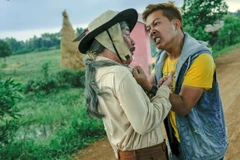 Ở "30 chưa phải Tết," Trường Giang thử sức với một vai diễn mang nhiều sắc thái. (Ảnh: Đoàn làm phim)