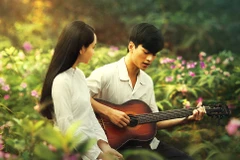 Hai nhân vật chính của "Mắt biếc." (Ảnh: Galaxy)