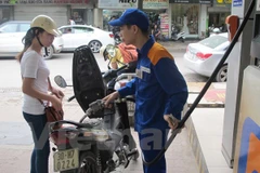 Liên bộ công bố giá trần các mặt hàng xăng dầu không thay đổi 