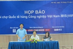Họp báo Hội chợ Triển lãm quốc tế hàng công nghiệp Việt Nam 2015 (Ảnh: Đức Duy/Vietnam+)