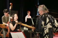 Mỹ Linh sẽ hát hai ca khúc dân ca Việt Nam cùng Nguyên Lê và band. (Ảnh: Thế Dương) 