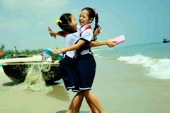 Viettel chắp cánh giấc mơ của hàng vạn trẻ em nghèo hiếu học