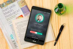 Tablet 8 inch bề ngang nhỏ nhất thế giới được bán tại Việt Nam 