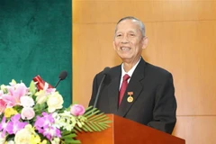 Nguyên Phó Thủ tướng Chính phủ, nguyên Trưởng Ban Nội chính Trung ương Trương Vĩnh Trọng phát biểu tại lễ trao tặng Huy hiệu 50 tuổi Đảng. (Ảnh: Doãn Tấn/TTXVN)