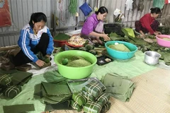 Cận Tết làng bánh Đại An Khê lại tất bật vào mùa. (Ảnh: Thanh Thủy/TTXVN)