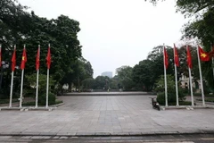 Quảng trường phía trước tượng đài Lý Thái Tổ, Hà Nội. (Ảnh: Anh Tuấn/TTXVN)