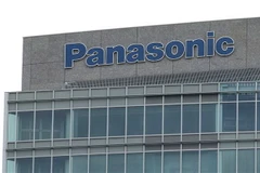 Biểu tượng Panasonic tại trụ sở ở Tokyo, Nhật Bản. (Ảnh: AFP/TTXVN)