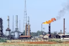 Toàn cảnh một mỏ dầu ở Libya. (Ảnh: AA/TTXVN)