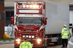 Đức phát hiện 31 người di cư trái phép trong xe tải đông lạnh