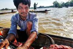 [Photo] Quảng Bình: Nhiều xã ở Lệ Thủy vẫn bị nước lũ cô lập