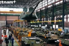 Thăm nơi "cải lão hoàn đồng" các quái thú huyền thoại T-34 của Nga