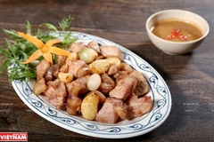 Hương vị thơm ngọt nức tiếng của món bê chao Mộc Châu