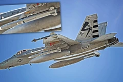 Chiến đấu cơ Mỹ mang nguyên mẫu tên lửa AGM-88G AARGM-ER. (Nguồn: thedrive.com)