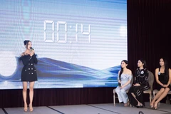 Phạm Thị Tú Trinh trong phần thi Người đẹp Bản lĩnh. (Ảnh: PV/Vietnam+)
