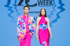 Thiết kế của nhà tạo mẫu Christos Chronis đến từ Australia. (Ảnh: PV/Vietnam+)