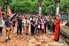 Đại diện các doanh nghiệp du lịch Việt tham gia khảo sát điểm đến ở Ninh Bình. (Ảnh: Mai Mai/Vietnam+)