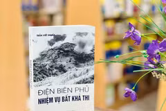 Cuốn sách “Điện Biên Phủ - Nhiệm vụ bất khả thi” của Phó Giáo sư, Tiến sỹ Trần Viết Nghĩa.