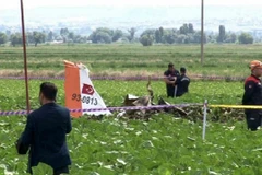 Hiện trường vụ rơi máy bay. (Nguồn: Yeni Safak)