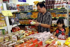 Chính phủ yêu cầu áp dụng biện pháp bình ổn giá sữa 