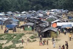 Người tị nạn Rohingya tại trại tị nạn gần biên giới Bangladesh. (Nguồn: AFP/TTXVN)