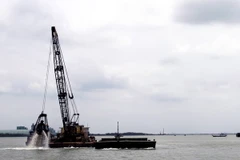 Khơi thông luồng Soài Rạp để đón tàu trọng tải lớn