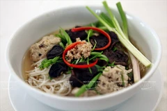 Bún nấm tràm sườn non có tác dụng thanh nhiệt, giải độc