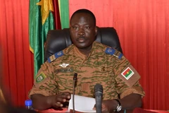 Burkina Faso: Lãnh đạo lâm thời từ chối chuyển giao quyền lực