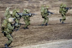 Nhật Bản dành 1 năm thảo luận dự luật thay đổi về quốc phòng