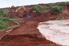 Giải pháp khắc phục sự cố sạt lở đập hồ chứa thải quặng 