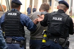 Cảnh sát Kosovo bắt 40 người nghi là phần tử thánh chiến