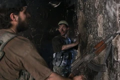 Chính phủ Syria và phiến quân đạt thỏa thuận ngừng bắn 