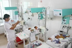 Mang thai hộ là phương án cuối giúp vợ chồng hiếm muộn có con