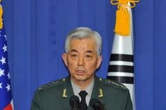 Hàn Quốc điều tra thư đe dọa gửi đến bộ trưởng quốc phòng