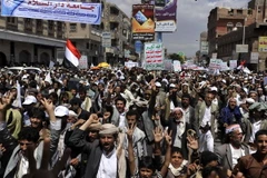 Yemen: Phe nổi dậy biểu tình phản đối đề xuất của Tổng thống