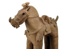 Hiện vật gốm cổ đại được trưng bày. (Nguồn: baotanglichsu.vn)