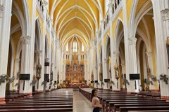 Kiến trúc Gothic độc đáo của Thánh đường lớn nhất khu vực Đông Nam Á